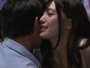 Shoko Takasaki pub toko Layanan 6