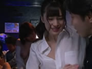 Shoko Takasaki pub toko Layanan 2